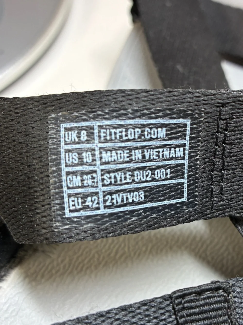 FitFlop Women's Surfa Back-Strap Sandals in Pewter Grey.